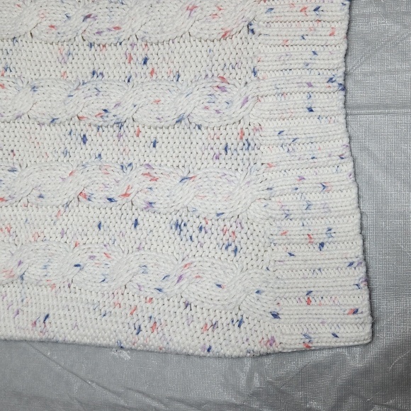 Osh Kosh Knitted Sweater - Picture 2 of 10